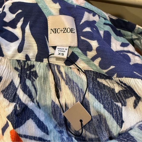 Nic + Zoe Tropical Patchwork Top in Aqua Multi Size XS - Picture 14 of 15